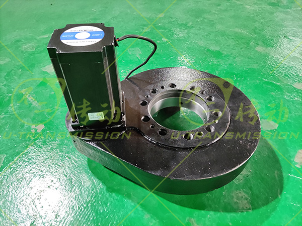 回轉(zhuǎn)驅(qū)動