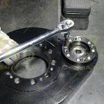 用在汽車吊旋轉臂上的小型齒輪式回轉驅(qū)動