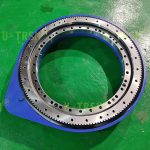 工業(yè)自動(dòng)化轉(zhuǎn)臺(tái)上水平安裝的S-II-O-0541直齒回轉(zhuǎn)驅(qū)動(dòng)