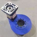 配備大減速比減速機的斜齒回轉驅動方案