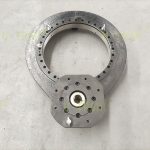 根據(jù)用戶需求對回轉(zhuǎn)驅(qū)動的輸入端進行特殊設(shè)計