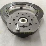 根據(jù)用戶需求對回轉(zhuǎn)驅(qū)動的輸入端進行特殊設(shè)計