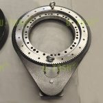 拓展中心距且兼顧精度的兩級(jí)傳動(dòng)回轉(zhuǎn)驅(qū)動(dòng)